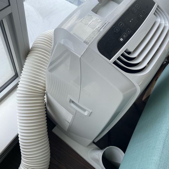 delonghi air condditioner portable - Picture 3 of 5